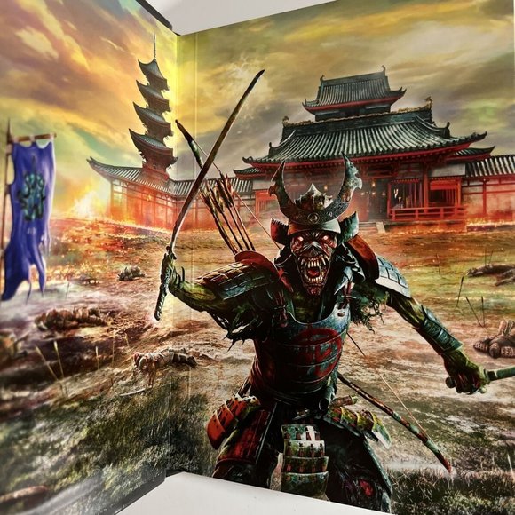 IRON MAIDEN SENJUTSU CD DELUXE 2CD SET WITH HARDCOVER BOOK LIMITED EDITION 2021 - Picture 7 of 7